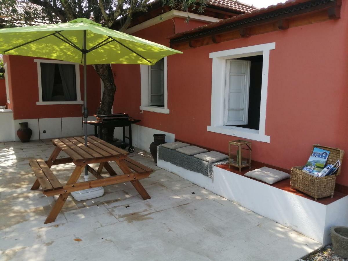אזייתאו Casa Das Laranjeiras E Parque Infantil מראה חיצוני תמונה
